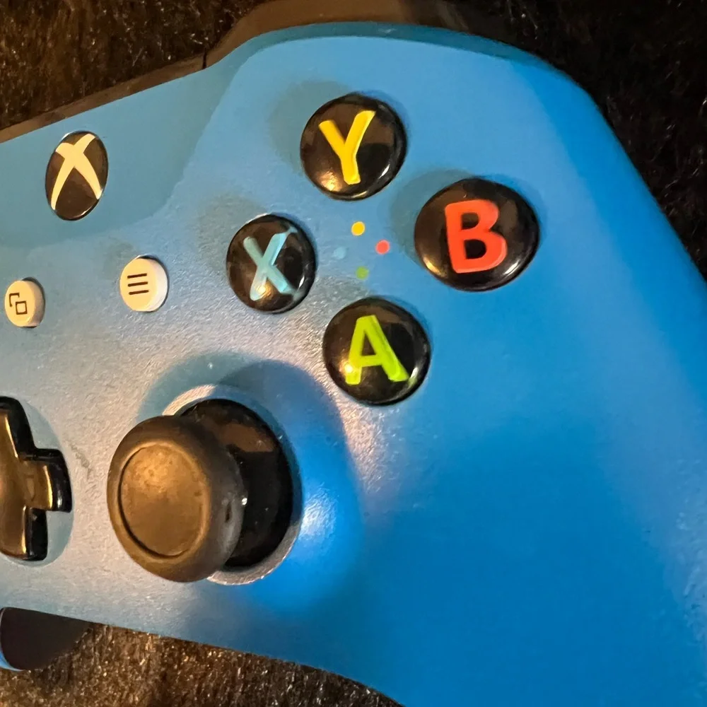 Xbox One Blue Wireless Controller OEM Model 1708 Missing Cover